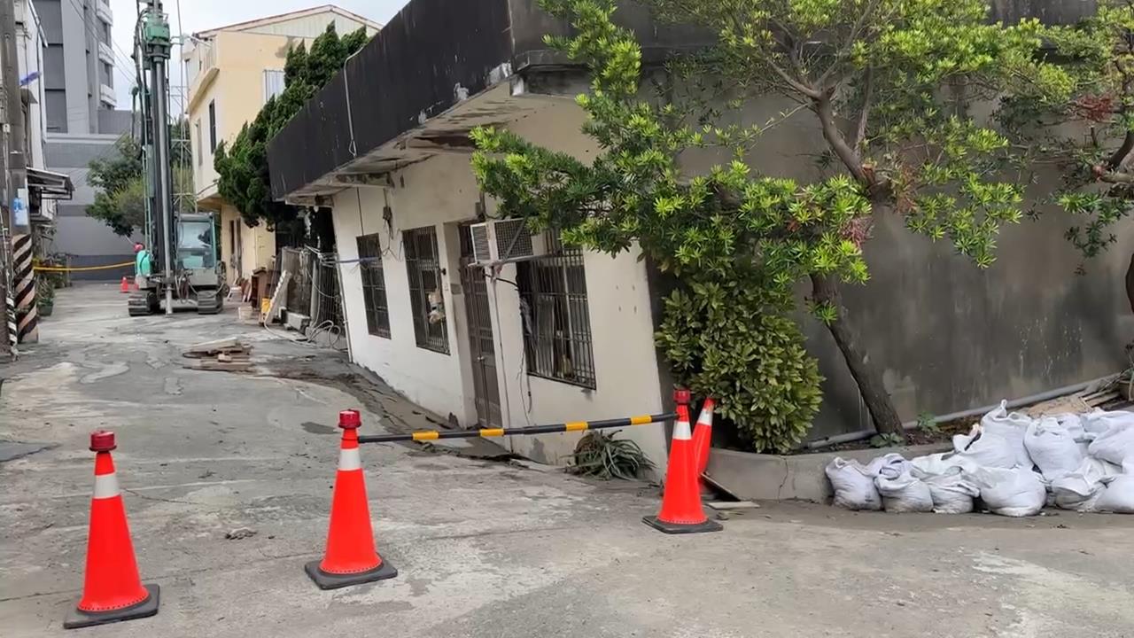 停工!新竹建案施工地層下陷 工地代表竟和居民爆口角