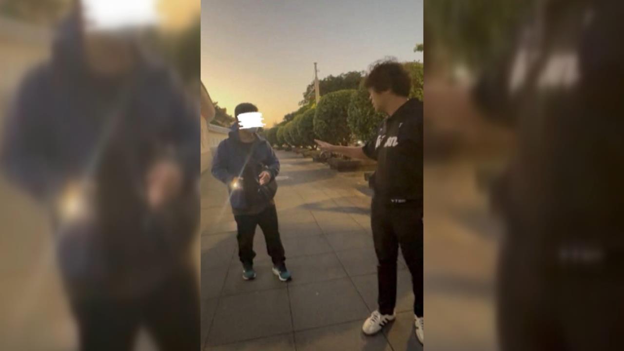 沈伯洋帶女兒出門遭騷擾 陌生男逼問:為何和中共作對?