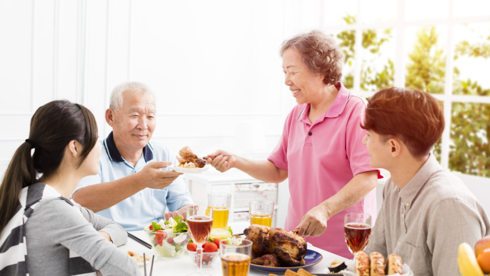 銀髮友善食品不再是少數人需求! 農業部推「特色食材」開發計畫,助長輩享受友善「食」光