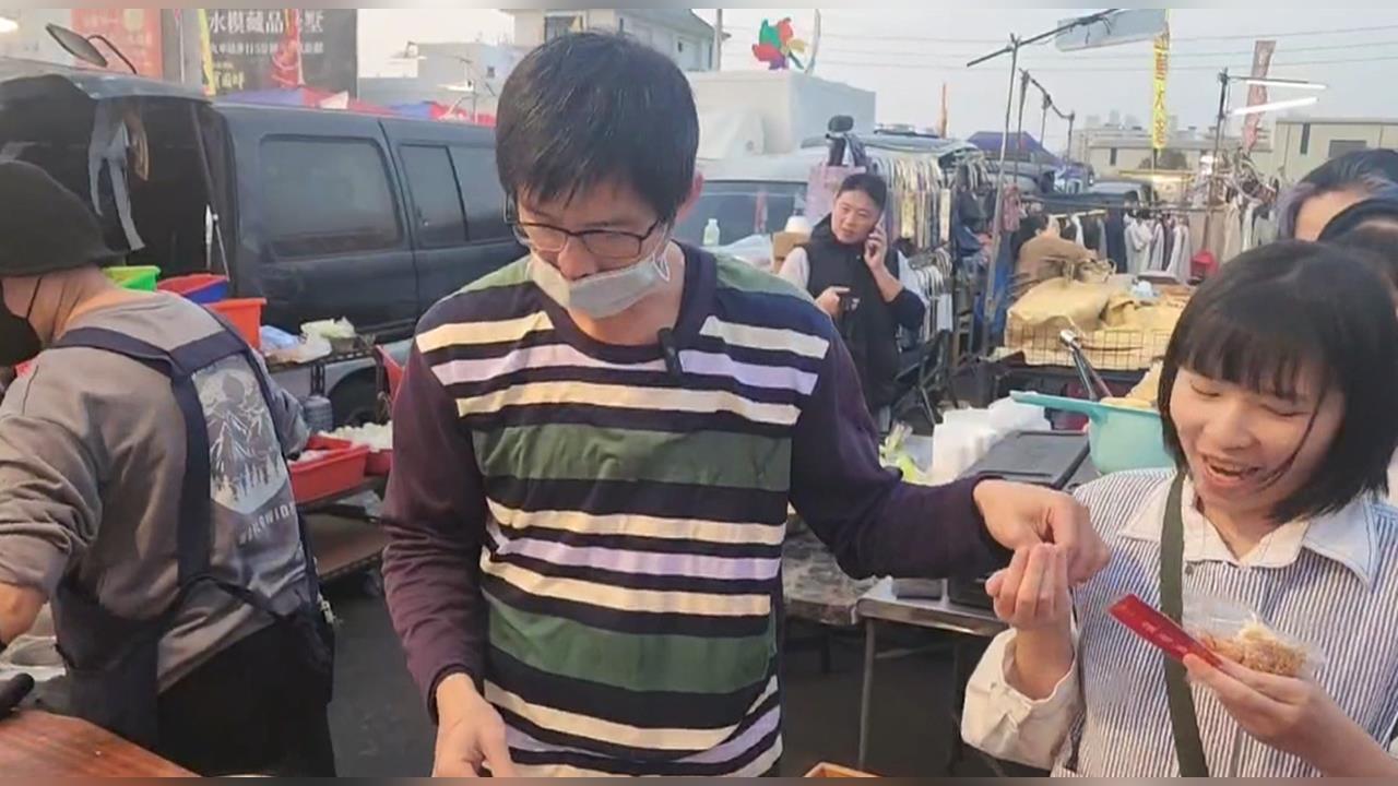 雲林這家滷味攤藝人也愛？　店家揭原因：怕客人候餐無聊