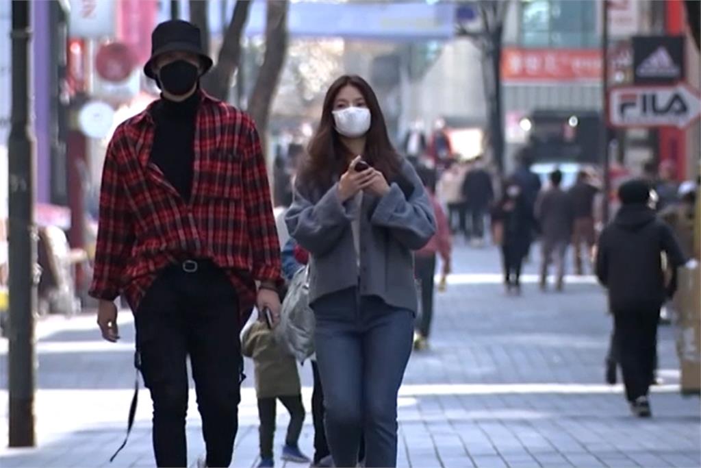 快新聞／南韓連續三天確診數破300人 首爾民眾明起外出「全面強制戴口罩」
