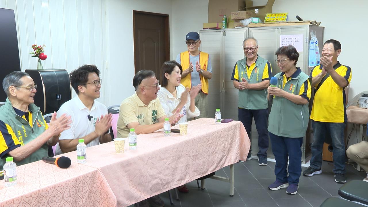 沈伯洋憶建中每週吃金峰滷肉飯 老闆娘就在現場力挺