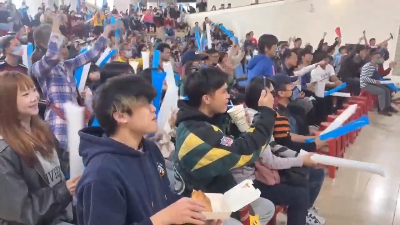 醉翁之意不在酒？彰化縣府應援送肉圓　民眾「排了又排」無限領工作人員苦勸