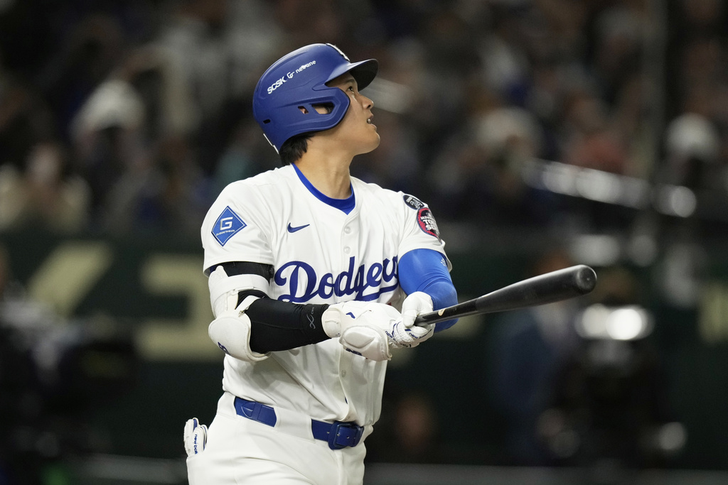 MLB(影)／大谷翔平東京巨蛋開轟！羅伯斯盛讚：他就是超級英雄