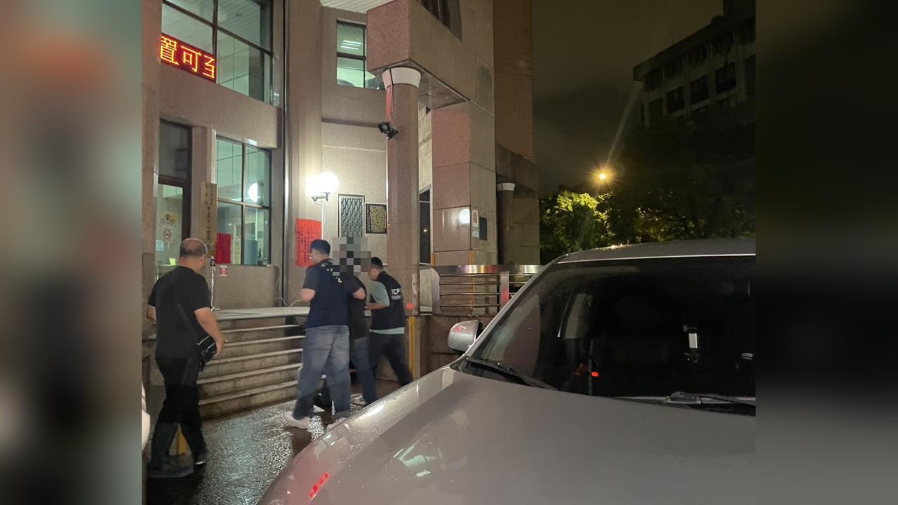 快新聞／北市螢橋國中旁驚傳槍響！「小三」女槍手已落網　丈夫遭裁定羈押禁見