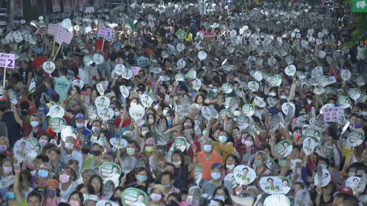 快新聞／大秀陸戰肌肉！林岱樺大岡山造勢晚會　主持人喊：現場破2萬人