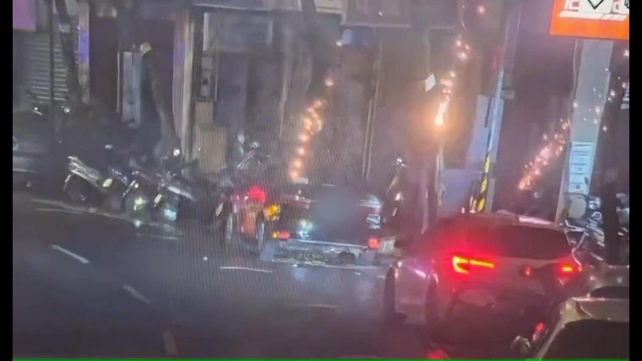 酒後想起「被欠債」心情鬱卒　男子半夜放鞭炮擾人清夢