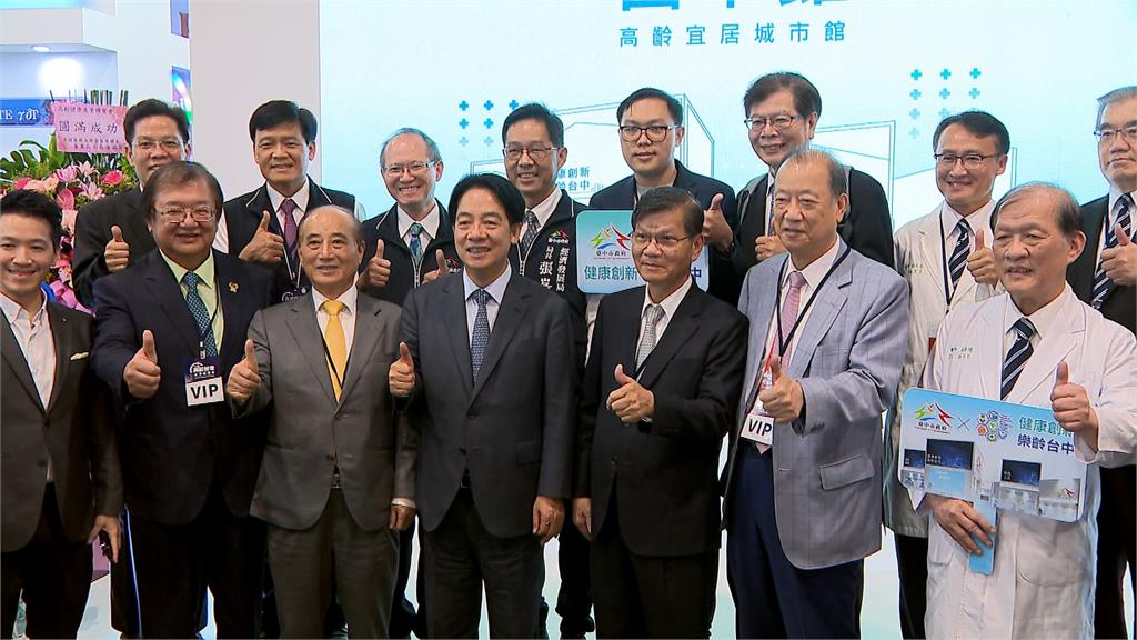 中醫大附醫合作台中市府　展現遠距照護、癌症治療技術新進度