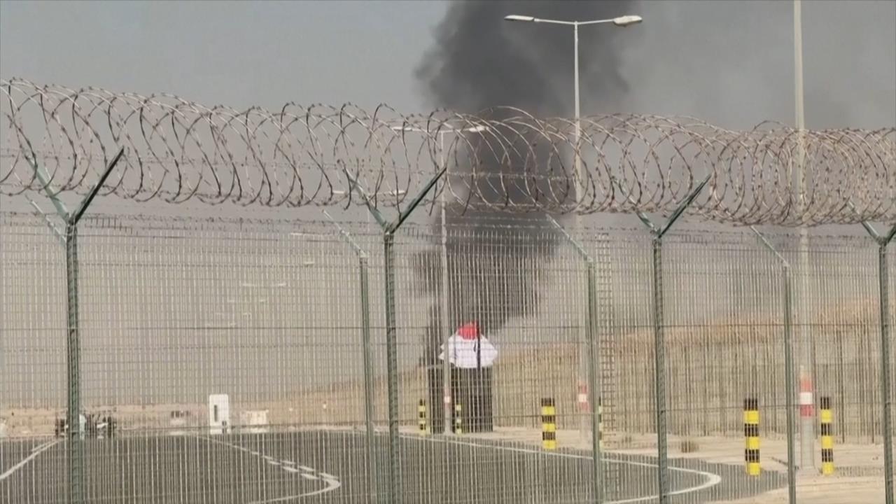 恐怖! 印度戰鬥機特技表演失控墜毀爆炸 飛行員死亡