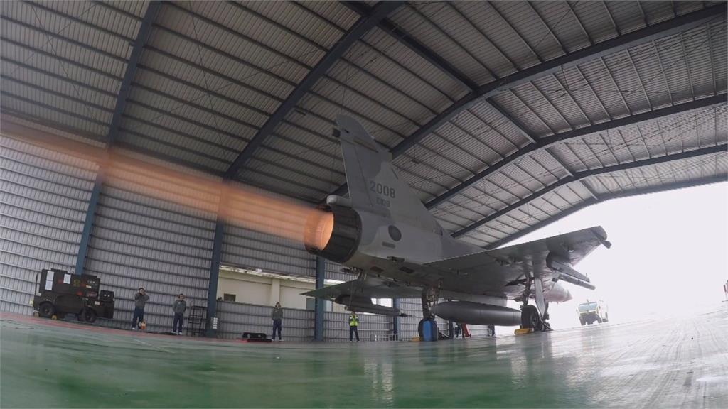 快速升空靠它！ 幻象戰機「試車」秀最大馬力