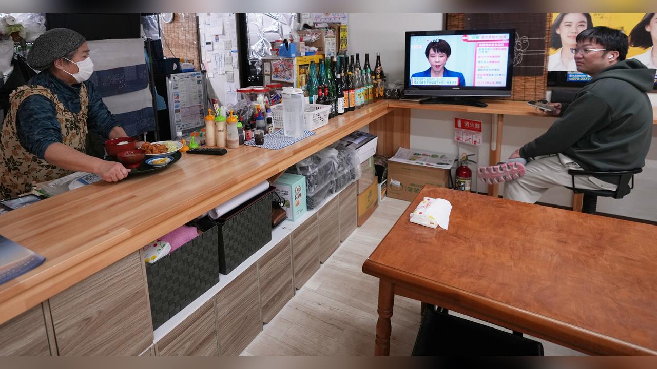 Ｉ人友善！日本「一人用餐」風氣盛　餐廳座位改設計「單人包廂」