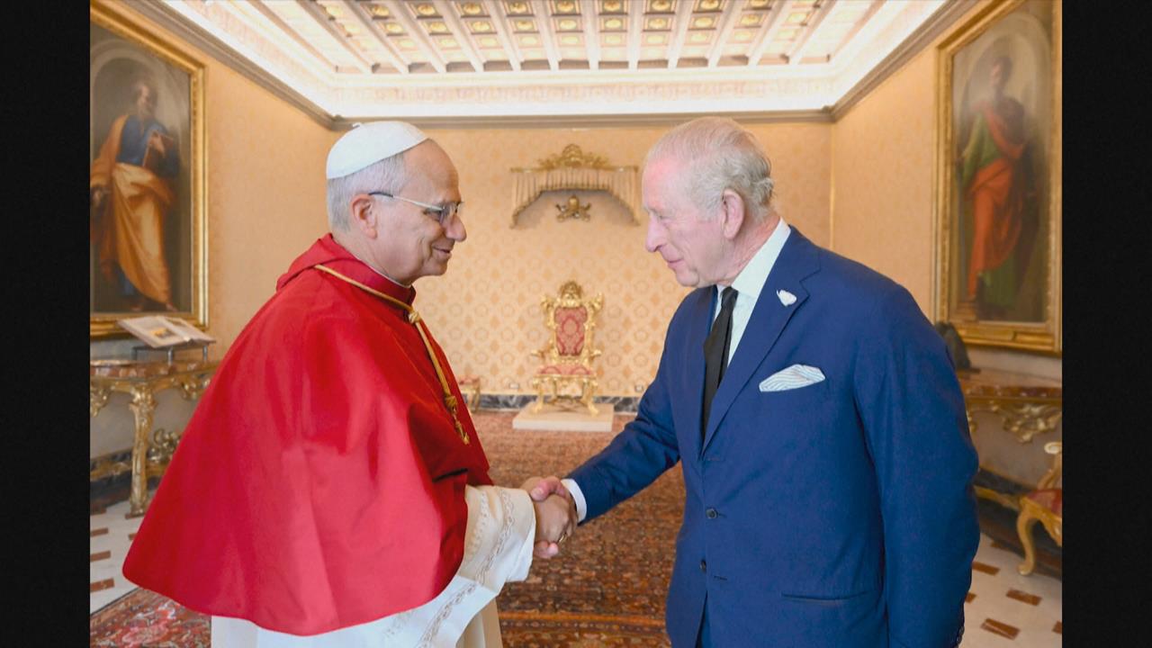 英國國王梵諦岡進行國是訪問 近500年來首次英國最高領袖、現任教宗一起祈禱