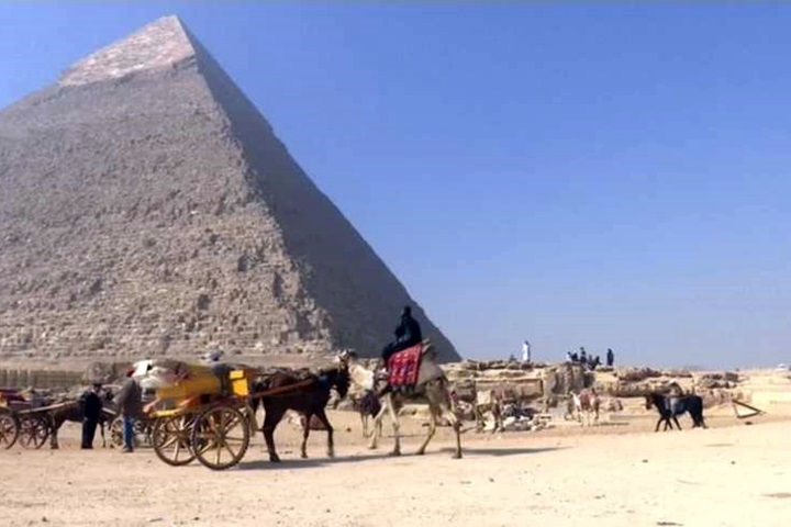 埃及金字塔附近 發現4400年歷史古墓