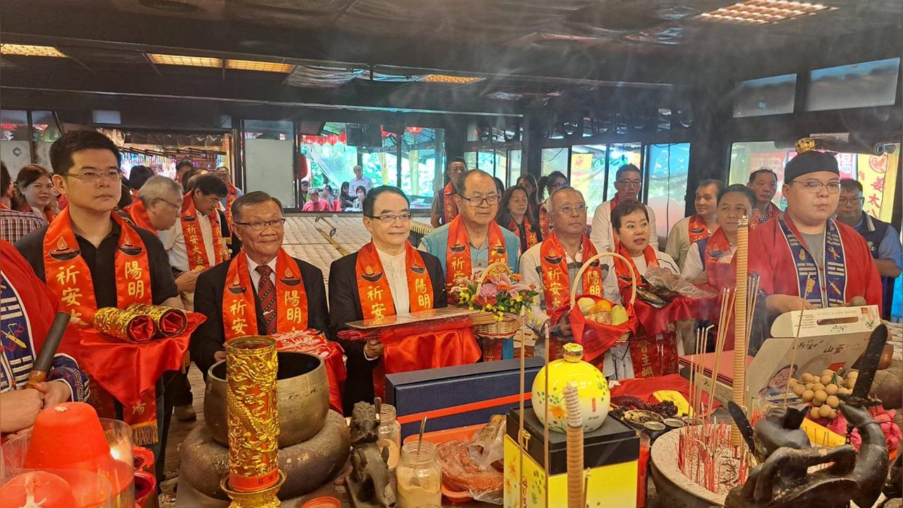 首都決戰先點燈!蔣萬安、沈伯洋陣營齊點七星燈 祈求姜太公「神助攻」
