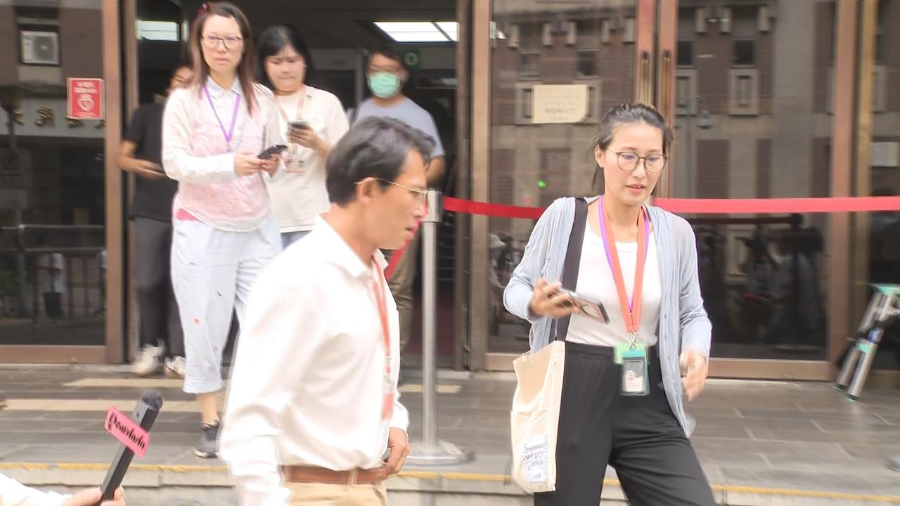 快新聞／謝幸恩請辭記者！黃國昌稱看聲明很感動　他開嗆「有人幫忙背鍋」
