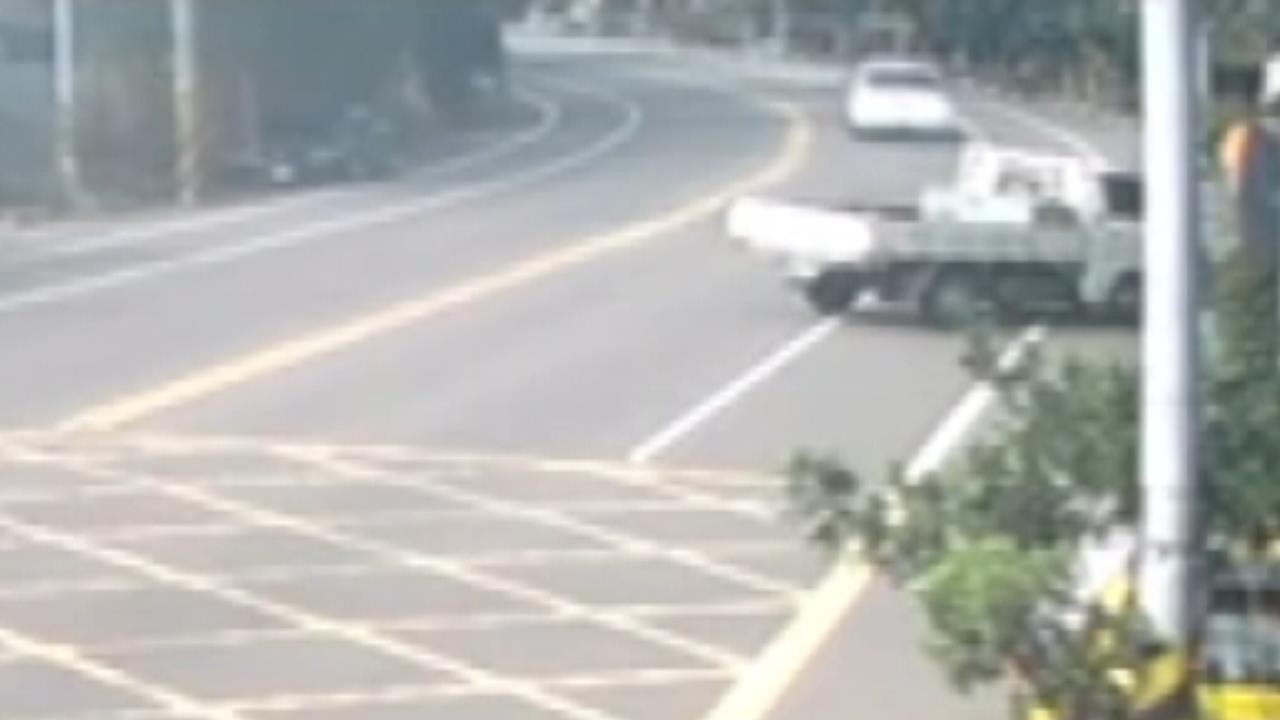 苗栗機車逆向撞上欲倒退小貨車　騎士傷勢嚴重傷重不治