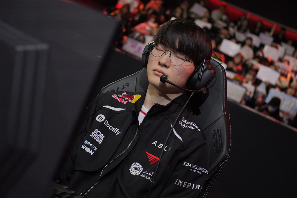 沙皇語音就夠用了！《英雄聯盟》T1 到現在還沒使用過「教練開麥」