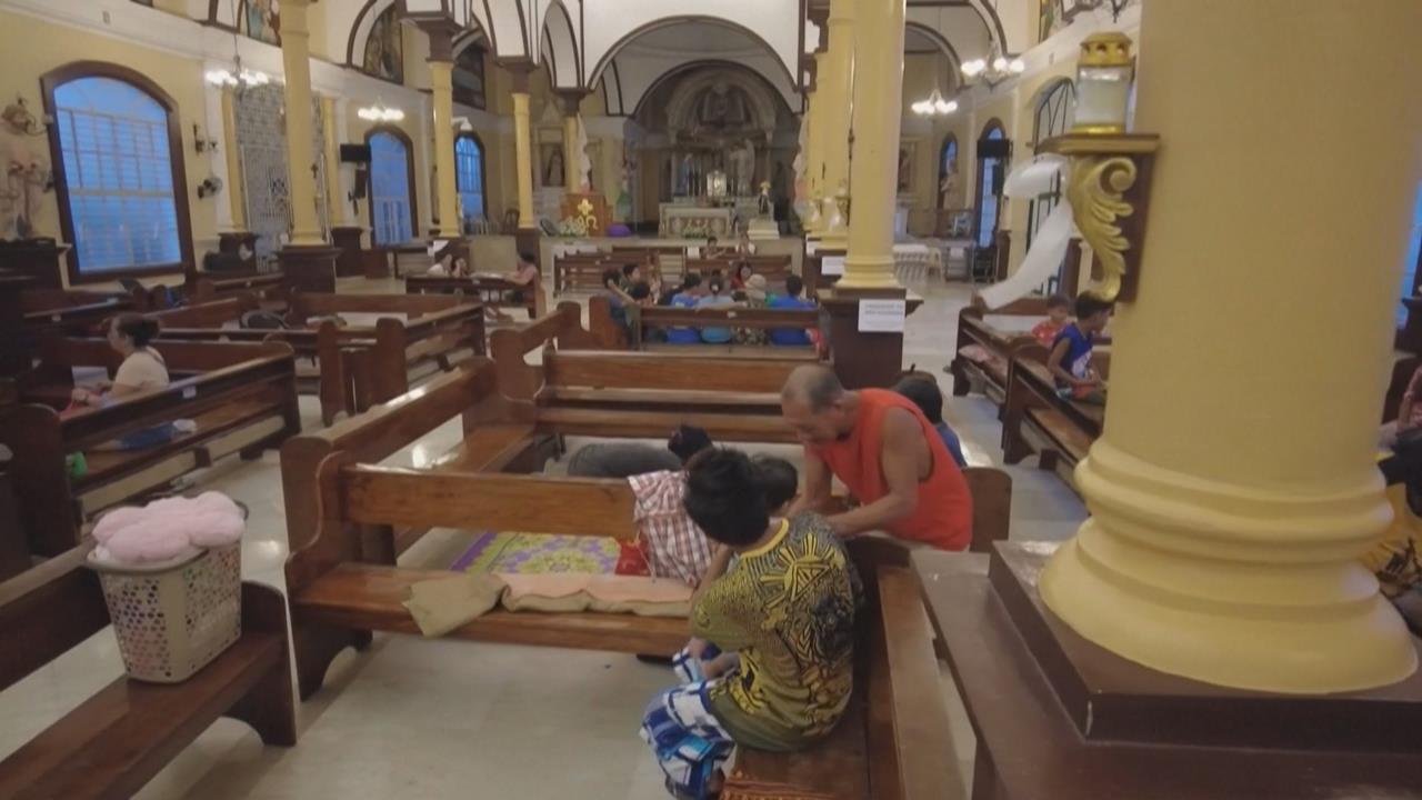 颱風「鳳凰」前進菲律賓 時速35公里快速逼近 多地展開撤離