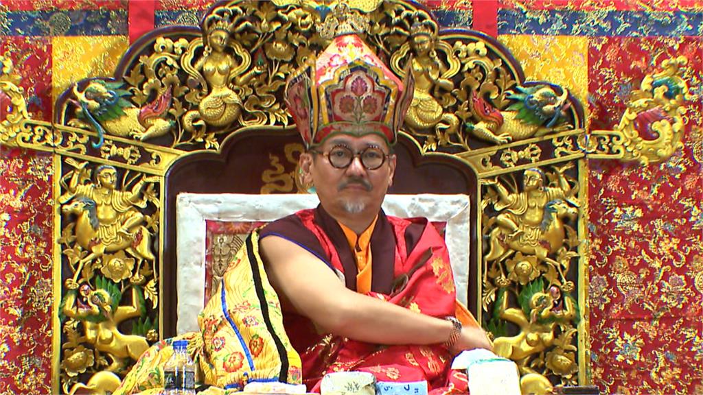 藏傳佛教最古老傳承之一　白玉秋竹法王榮任寧瑪巴掌教　逾2千僧俗共襄盛舉