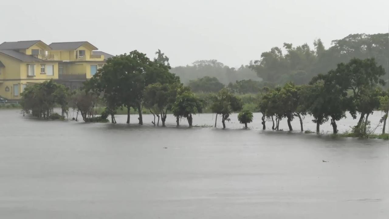 快新聞/災情擴大!今北台灣仍有豪雨 汐止恐出現9級以上強風