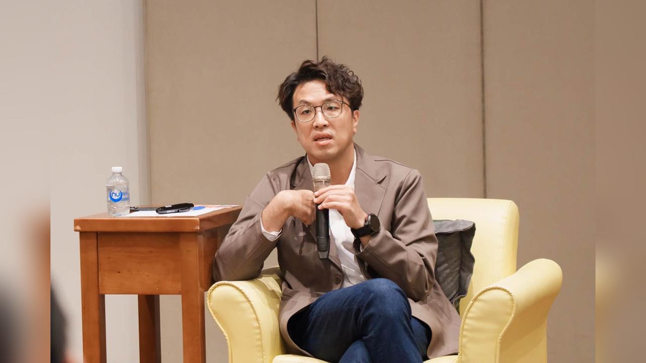 快新聞／沈伯洋過度操勞！吳思瑤親曝「已調整行程」：強制讓他有1時間