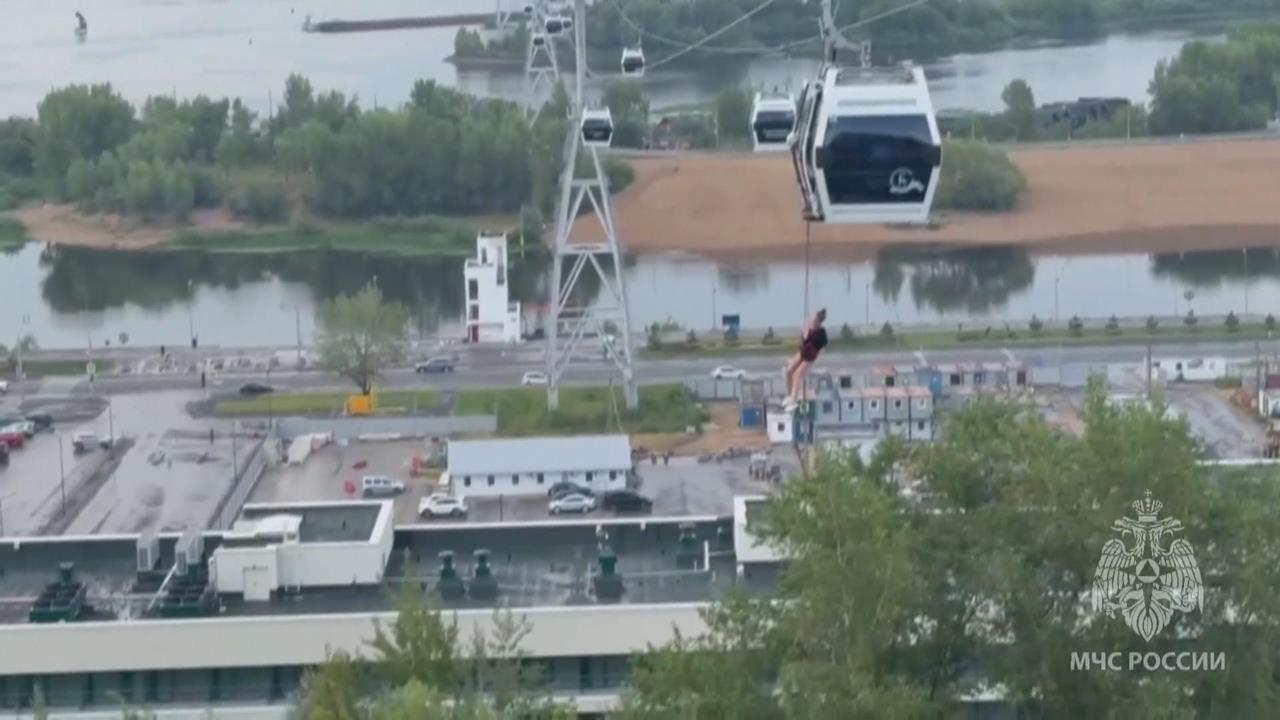 俄國高空纜車遇強風緊急停駛　16人一度受困車廂