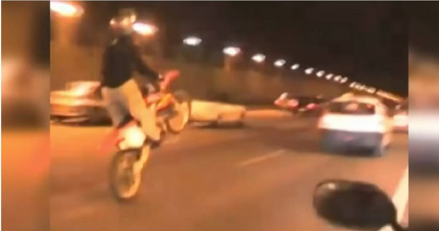 羅浮宮竊案嫌犯「竟是重機特技網紅」 同款逃亡坐駕直接露餡