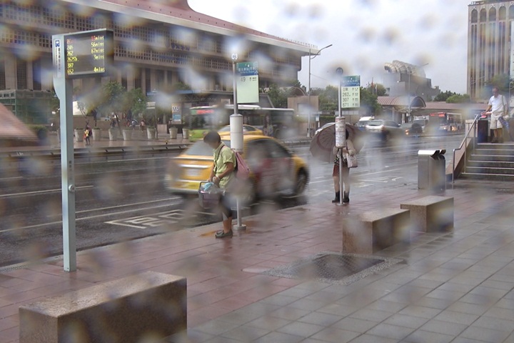 強烈雨勢來襲 宜蘭防範致災性超大豪雨