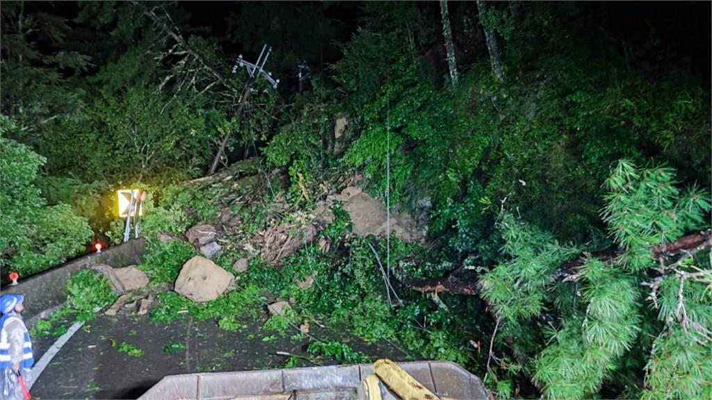 台8線94.5K大規模坍方　梨山到大禹嶺交通斷