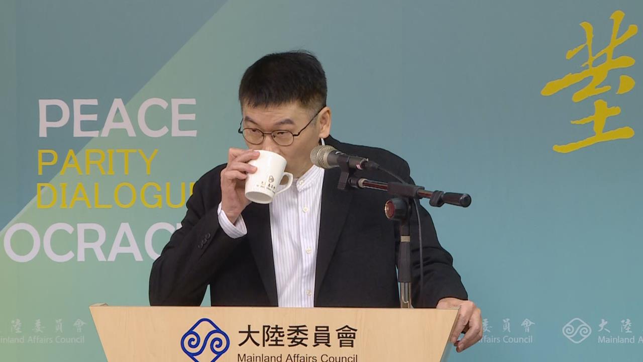 快新聞／蕭旭岑捧現金照藏玄機　梁文傑籲馬辦「1動作」揭真相