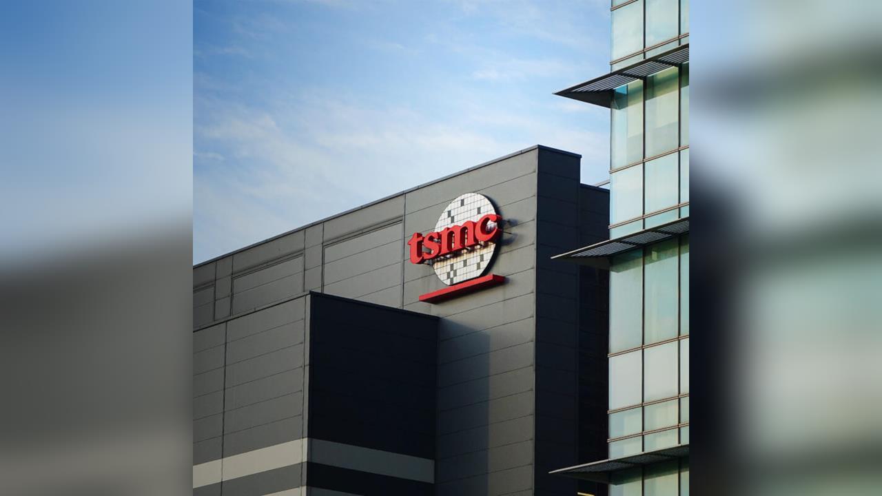 台積電女員工安檢"被迫脫內衣" 主管回"這是規定"網路吵翻