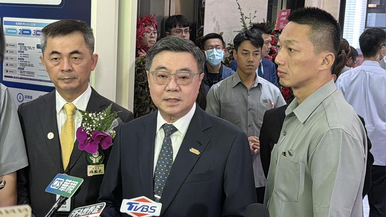 快新聞／藍白狂打問題油！號召725上街遊行、猛逼卓揆下台　本人強硬反擊了