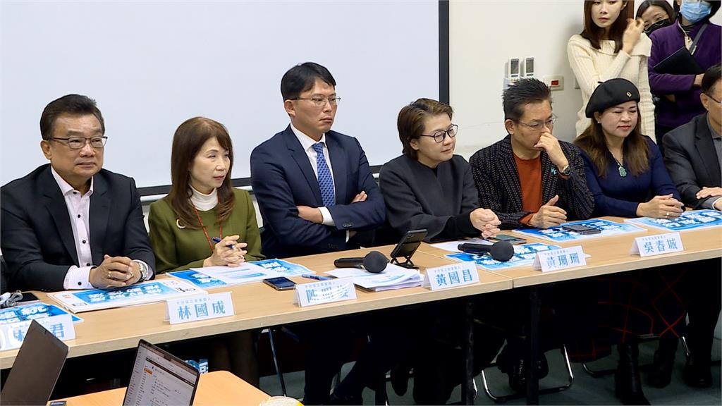 選前被韓國瑜嗆空氣槍　傳柯擬國會正副院長「分裂投票」