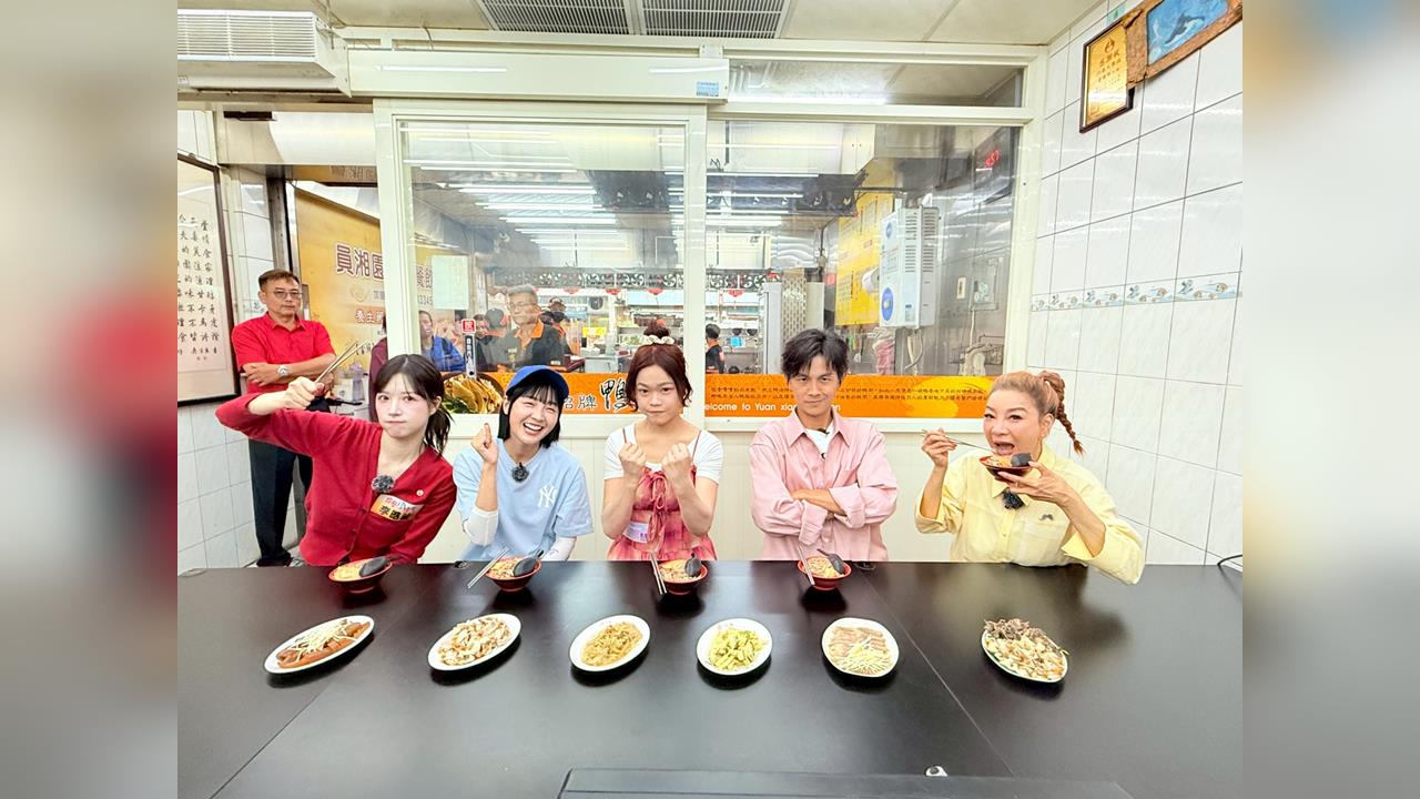 對抗員林之光！《綜藝新時代》團隊比吃鴨肉飯慘輸大胃王「異次元女孩」小慧