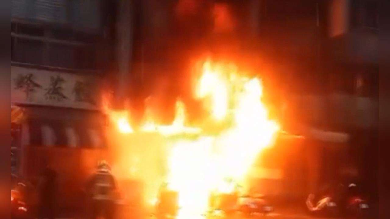 美UPS貨機起飛不久墜毀炸成火球 至少3死11傷