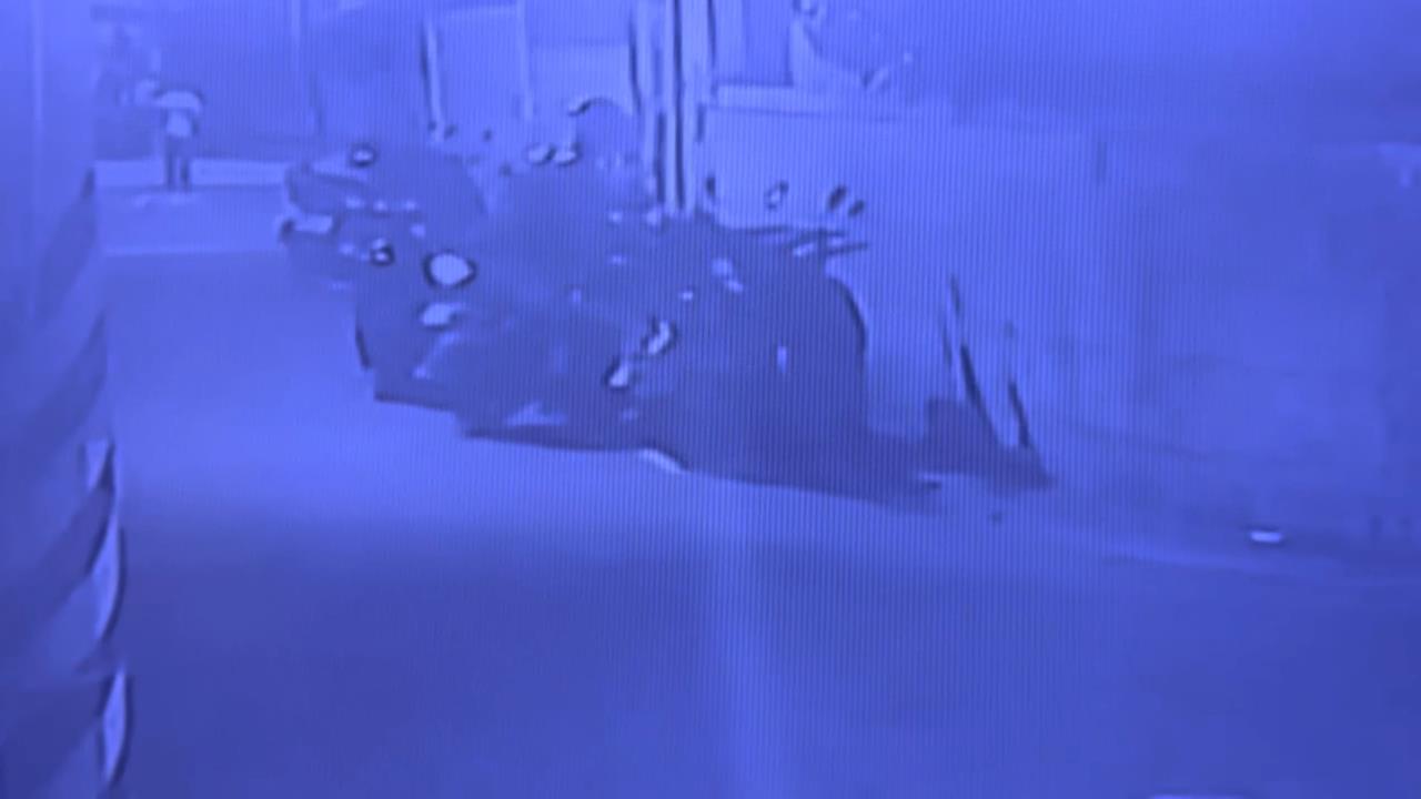 自私男深夜移車直接離去　民眾上班見愛車橫停路中