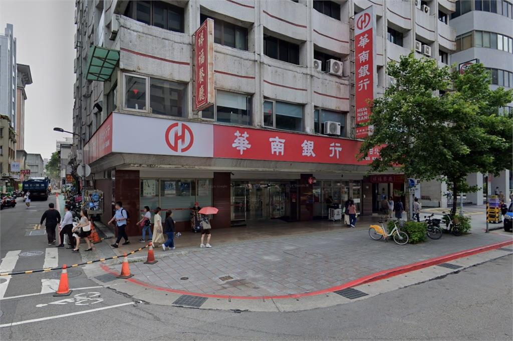 快新聞／華南銀行系統「亂發通知」疑遭駭客攻擊？　真實原因曝光了