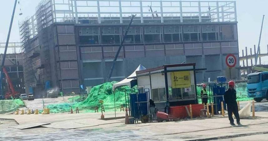 台積電嘉義廠再爆工安事故　「300公斤冰水管」砸傷工人腦出血