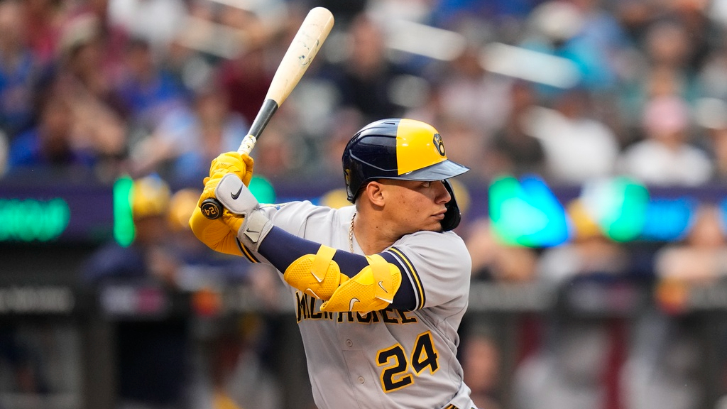 MLB／主戰捕手康崔拉斯和釀酒人達成共識　談成1年2億避免薪資仲裁
