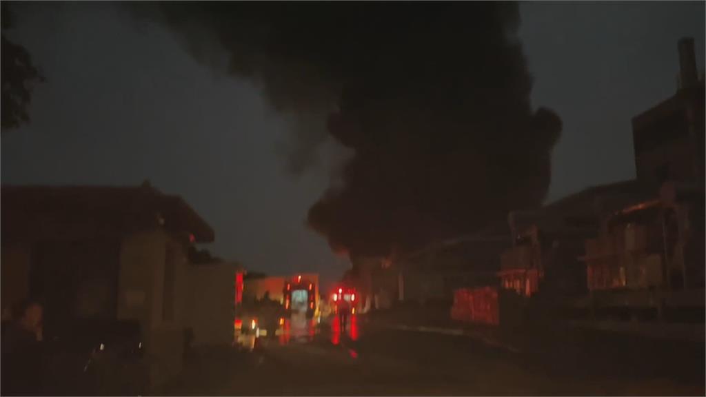 屏東科技園區工廠爆炸　傳3名消防隊員救災受傷