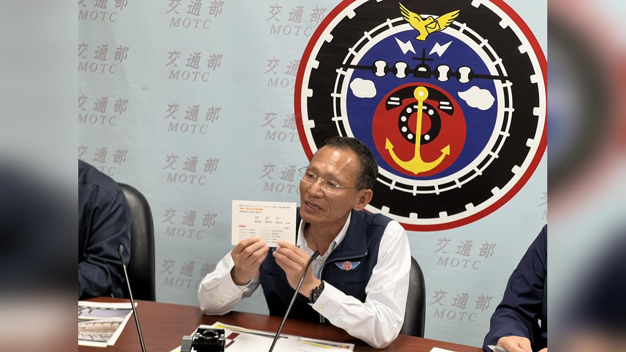 公路局說明淡江大橋啟用與通車日期-係依工程整備、系列活動檔期及撤場安全整體安排