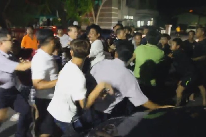 新歡遭2舊愛手下毆死 女友全程觀看 