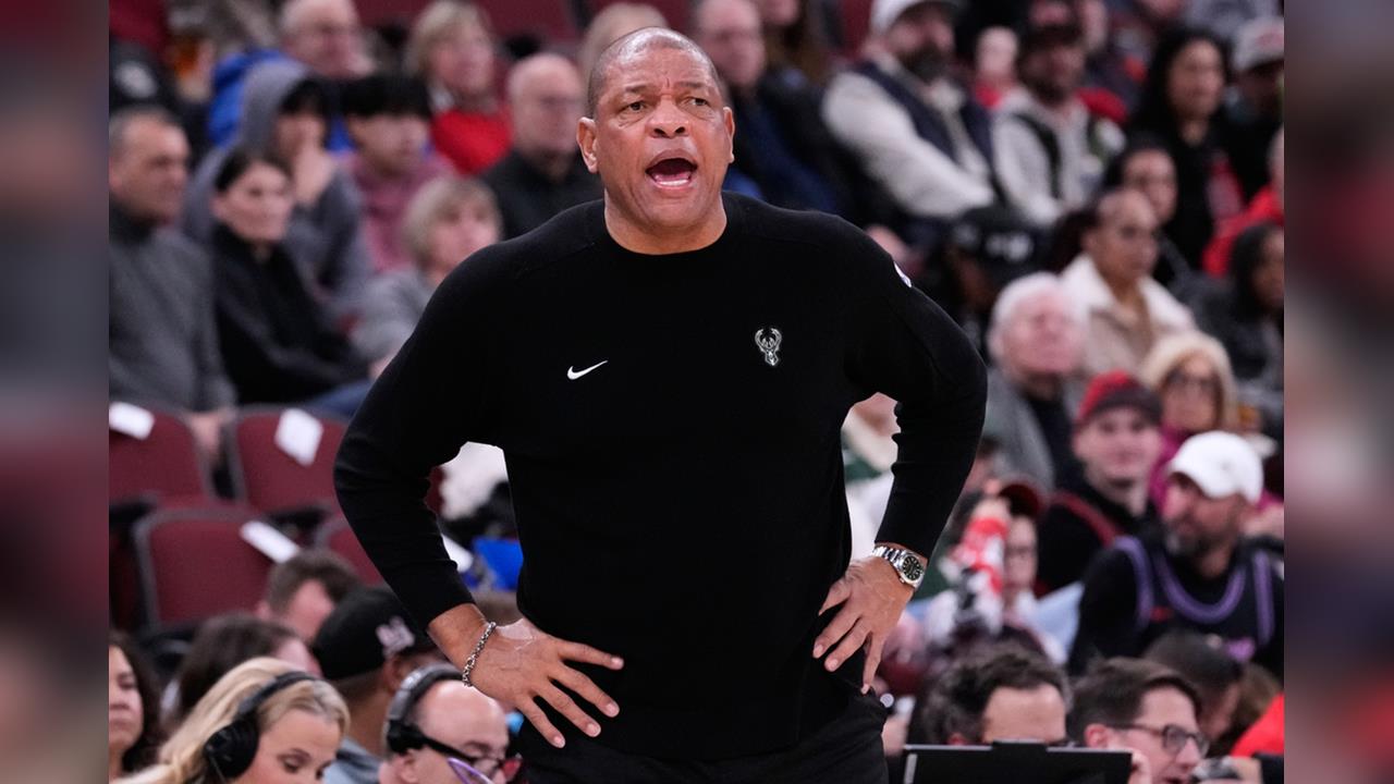 NBA(影)／字母哥回歸率公鹿勇奪2連勝！教頭瑞佛斯生涯累積1176勝成史上第6