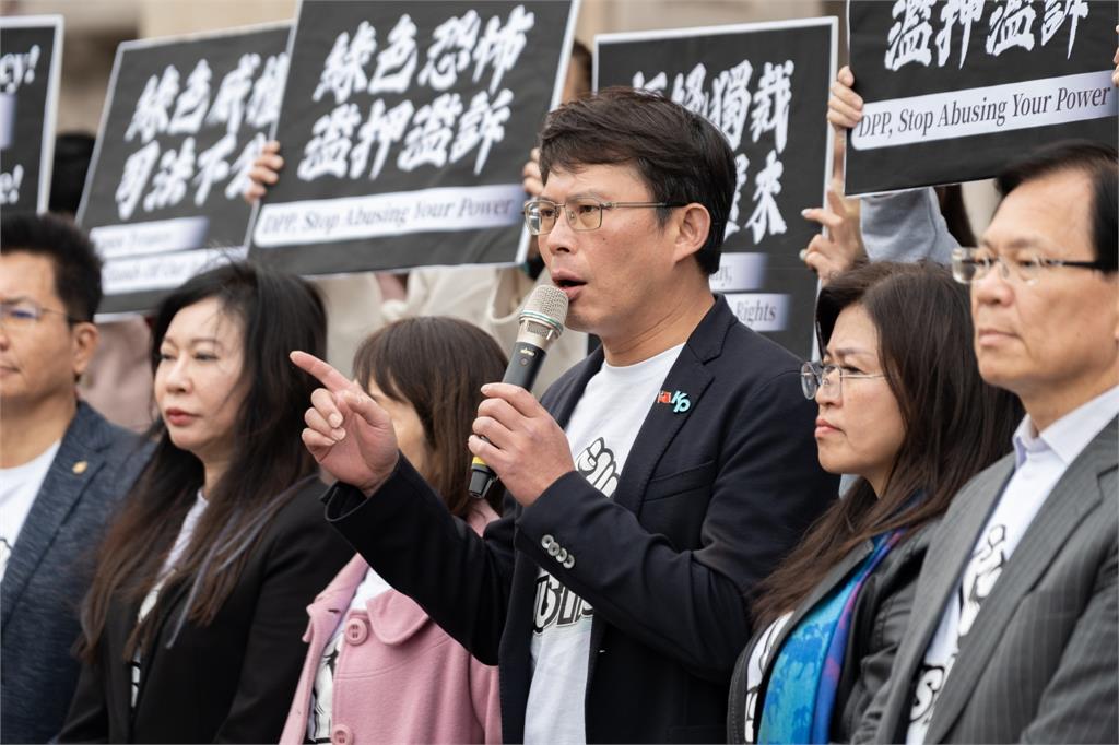快新聞／賴士葆喊欲罷38席綠委！傅崐萁急緩頰　黃國昌：尊重國民黨決策
