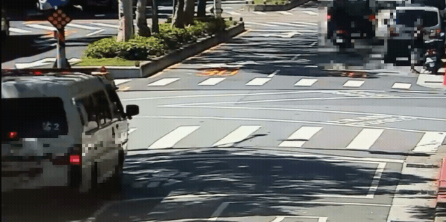 快新聞/離譜!北市救護車闖紅燈撞死人 司機竟無駕照