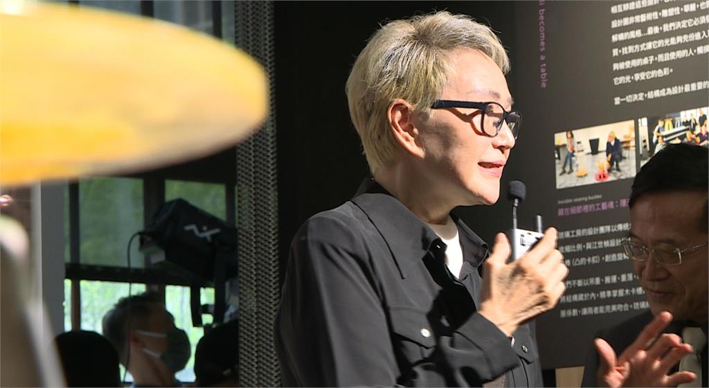 賦予琉璃全新生命！　金馬影后楊惠姍松菸辦循環設計展