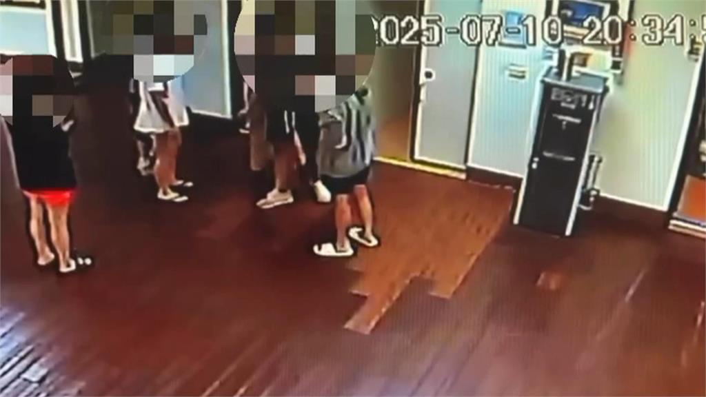 高雄大寮圖書館有「攝」狼! 易服勞役男躲女廁偷拍如廁