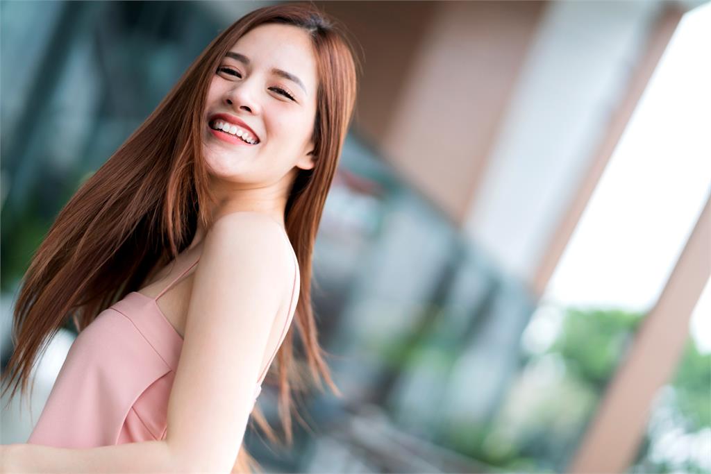 不討好、不用裝!讓異性越來越喜歡自己 6大關鍵魅力