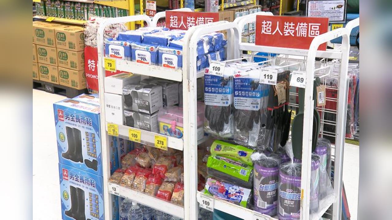 鏟子超人連假衝花蓮救災! 賣場設"超人專備專區"
