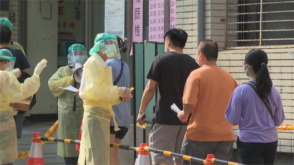 本土又破萬！疫情高峰　「自主回報」明上路